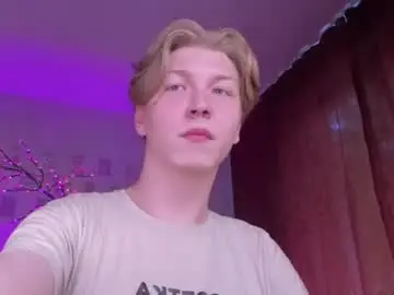 Chaturbate Live Sex Cam of themikesever