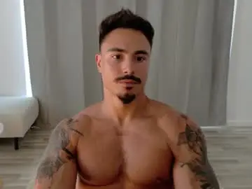 Chaturbate Adult Webcams of master_lukass