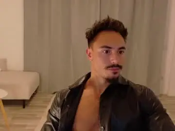 Chaturbate Live Porn of master_lukass