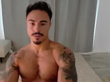Chaturbate Adult Video Chat of master_lukass