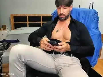 Chaturbate Live Sex of mikestrip