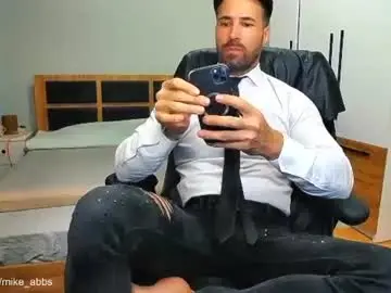 Chaturbate Watch Live Sex Cams of mikestrip