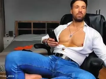 Chaturbate Free Porn Cam of mikestrip