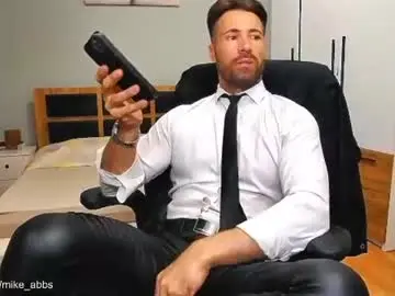 Chaturbate Best live sex cam show of mikestrip