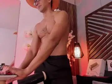 Chaturbate Watch Live Sex Cams of jacobdraven