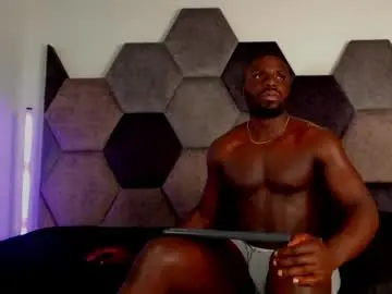 Chaturbate Sex Cam of latrellx7