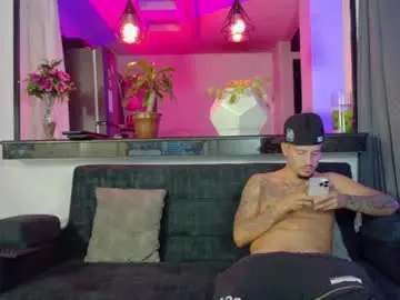 Chaturbate Free Porn Cam of blackdreams1__