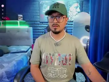 Chaturbate Live Sex Cam of daviidevans