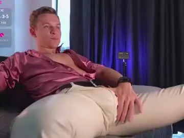 Chaturbate Live Porn of night_wwwolf