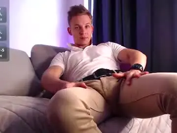 Chaturbate Sex Cam of night_wwwolf