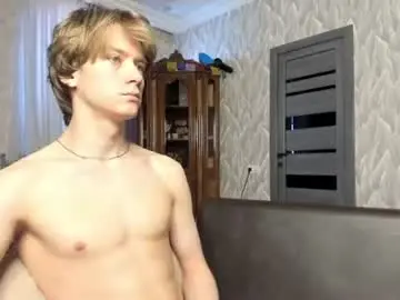 Chaturbate Live Sex Cam of milkiwy