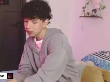 Chaturbate Sex Cam of cuddly_twinkie