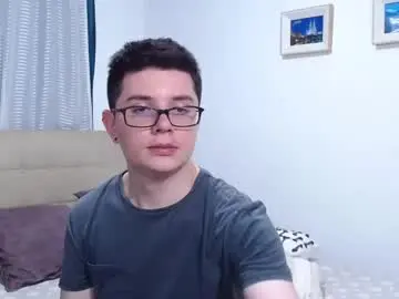 Chaturbate Watch Live Sex Cams of kevinhunts