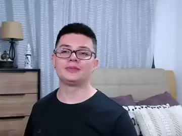 Chaturbate Free Live Porn of kevinhunts