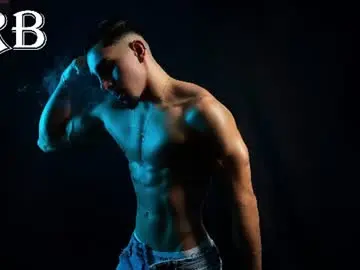 Chaturbate Live Sex Cam of santin_seans
