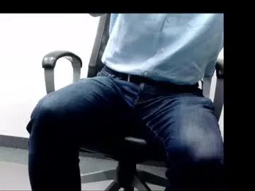 Chaturbate Live Sex Cam of officelush