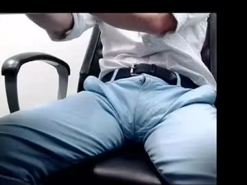 Chaturbate Live Sex Cam of officelush