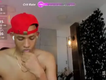 Chaturbate Live Sex Cam of bento_fox