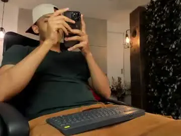 Chaturbate Sex Chat of bento_fox
