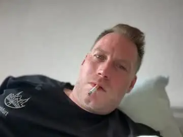 Chaturbate Free Porn Cam of chris2024x