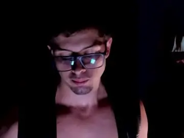 Chaturbate Adult Webcams of adam_bouton