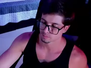 Chaturbate Live Sex Cam of adam_bouton
