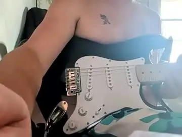 Chaturbate Live Porn of mjmckenz55