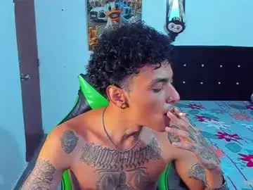 Chaturbate Best live sex cam show of zafirocum
