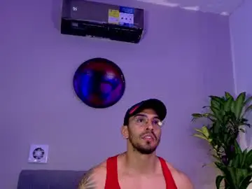 Chaturbate Sex Chat of tony_muscle1