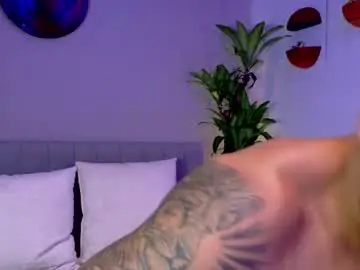Chaturbate Live Sex Cam of tony_muscle1