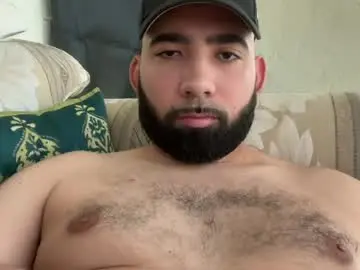 Chaturbate Live Sex Cam of therealrambo25