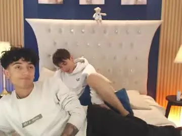 Chaturbate Live Sex Cam of aiden_rivers_