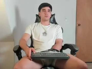 Chaturbate Live Sex of leo_jones389