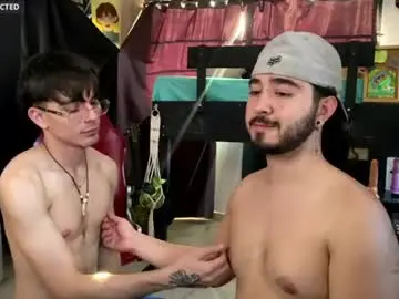 Chaturbate Live Porn of artorias_4
