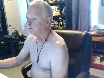 Chaturbate Free Live Porn of midwestdad09