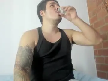 Chaturbate Live Sex Cam of narciso_kh