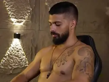 Chaturbate Best live sex cam show of dann_saenz