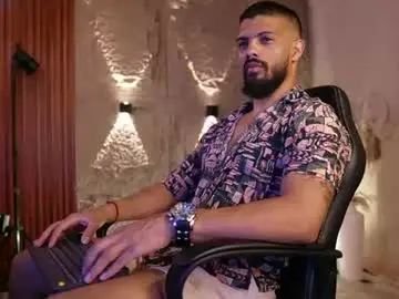 Chaturbate Sex Chat of dann_saenz
