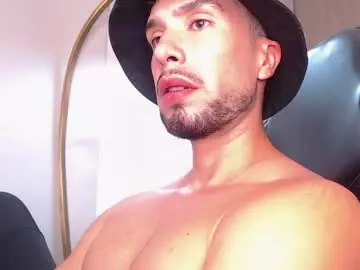 Chaturbate Nude Webcam of danielsantosbubleaz