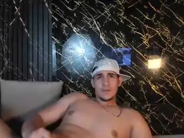 Chaturbate Live Sex of massimo_vidal