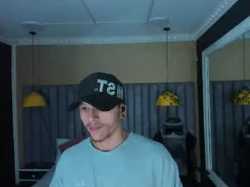 Chaturbate Watch Live Sex Cams of danteolsen