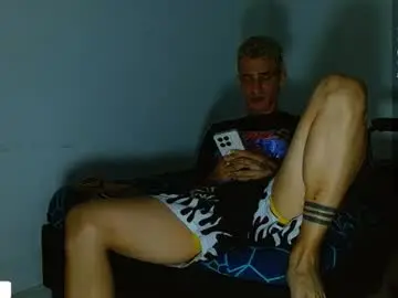 Chaturbate Live Sex Cam of bray_hotboy