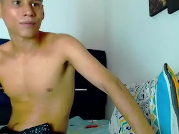Chaturbate Watch Live Sex Cams of kevin_marlon