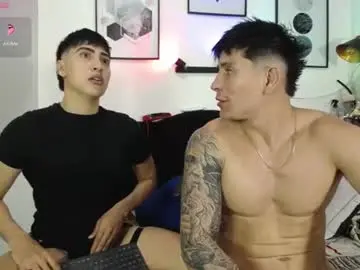 Chaturbate Best live sex cam show of thomas_and_lyan