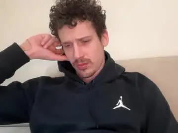Chaturbate Live Porn of johnylongstrokes