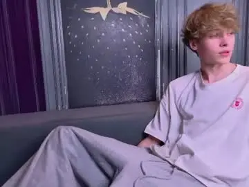 Chaturbate Adult Video Chat of curlytwinkboy