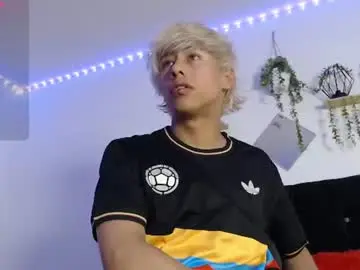 Chaturbate Live Sex Cam of labrinthteasing