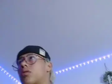 Chaturbate Free Porn Cam of labrinthteasing