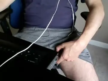 Chaturbate Adult Video Chat of milwaukeebadger24