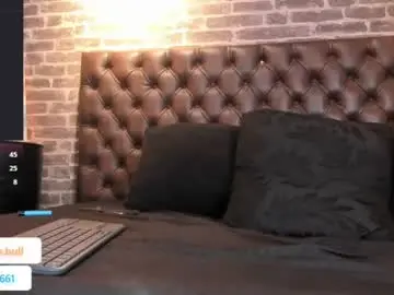 Chaturbate Watch Live Sex Cams of damian_bulls